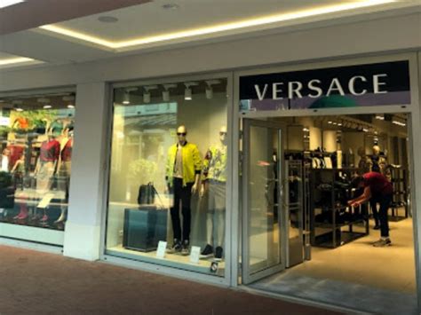 versace winkel roermond|Versace Eindhoven Roermond .